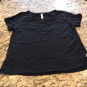 Fabletic T-shirt with mesh inserts